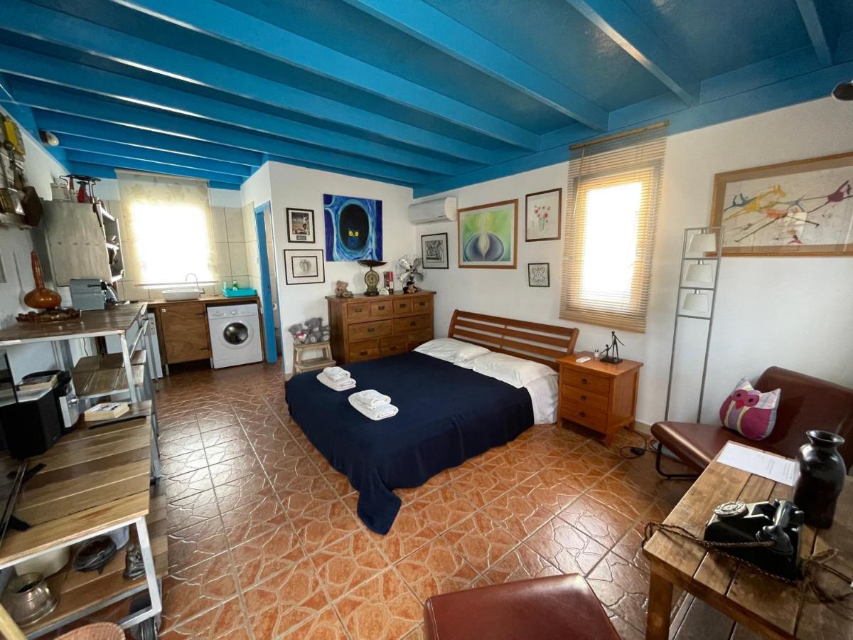 Mp Cozy Apartment Near The Sea Paphos Eksteriør billede
