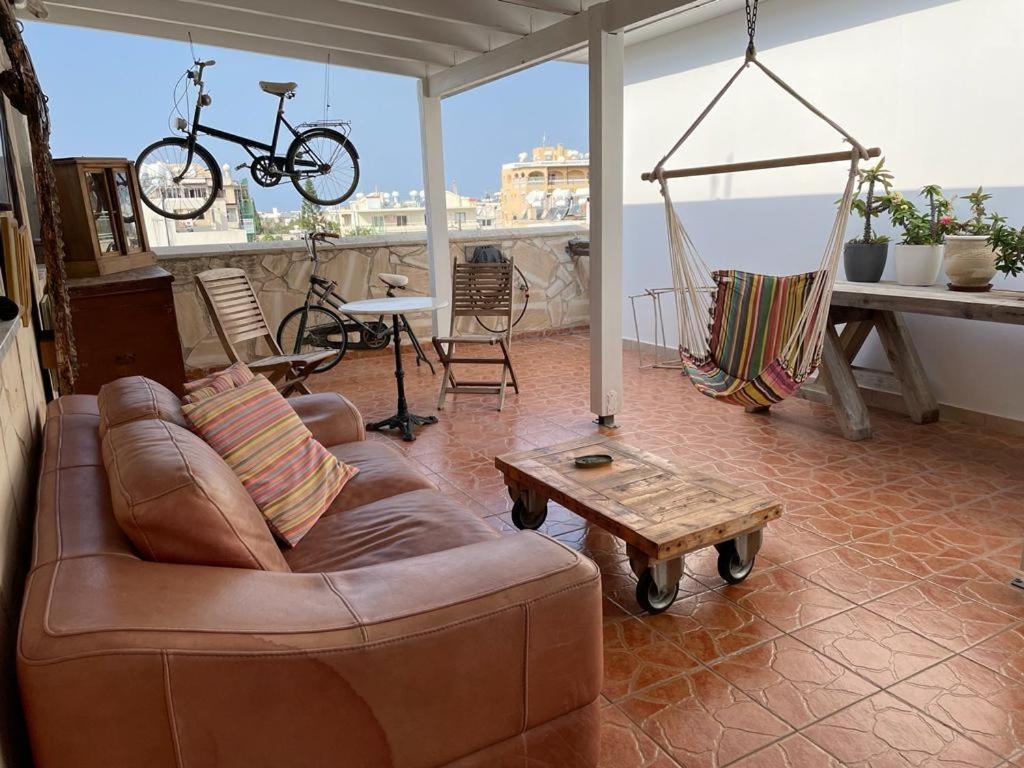 Mp Cozy Apartment Near The Sea Paphos Eksteriør billede