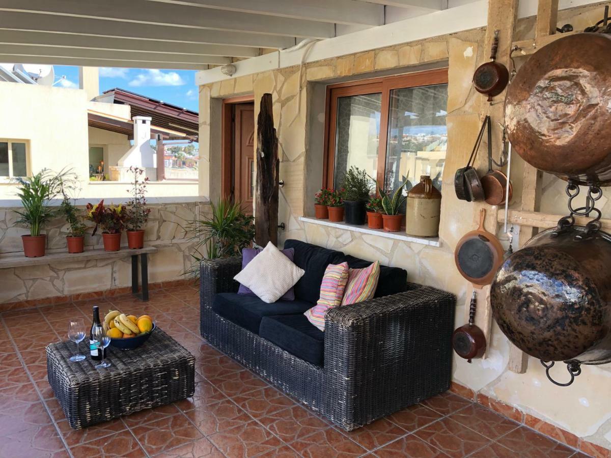 Mp Cozy Apartment Near The Sea Paphos Eksteriør billede